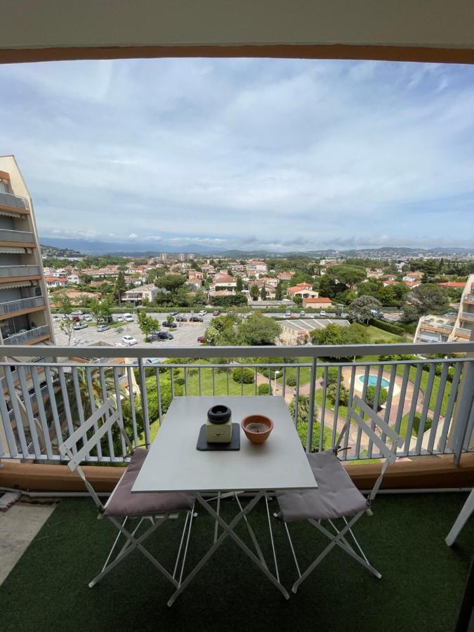 Beau Studio Dans Residence Avec Piscine Et Vue Sur La Ville - 5Min Des Plages Мандельє-ла-Напуль Екстер'єр фото